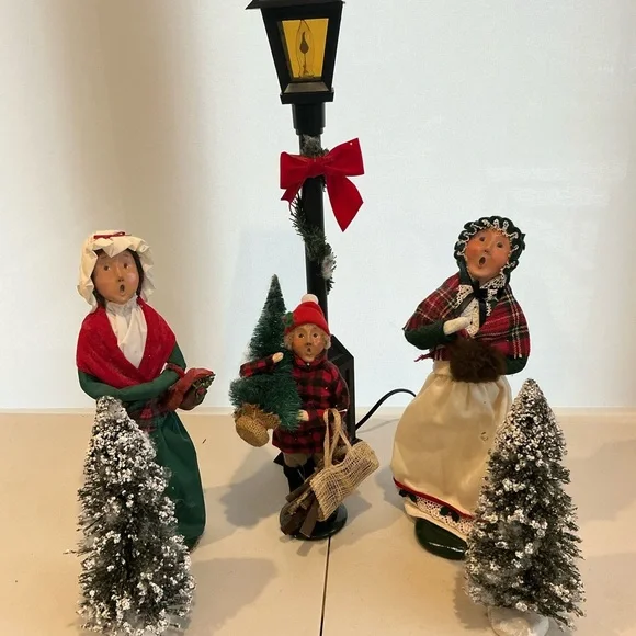 Byers Choice Carolers, 1986-2007 - Picture 5 of 6